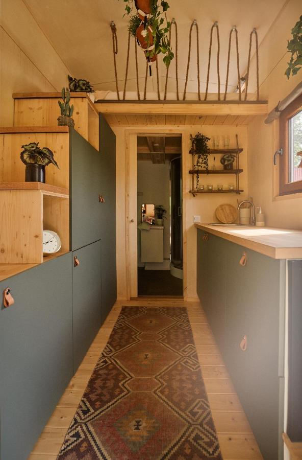 Tiny House Örebro Buitenkant foto